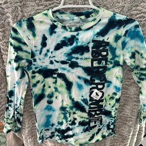 Boys Abercrombie kids long sleeve. Size 9/10. Perfect condition.